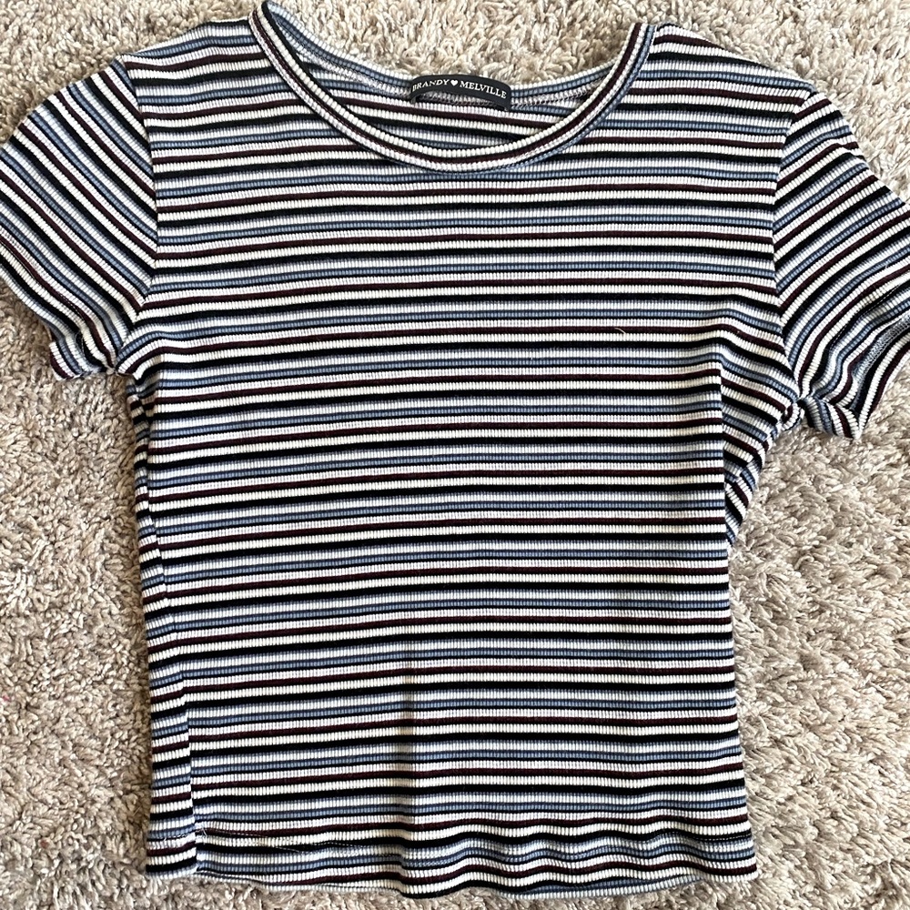 BRANDY MELVILLE TEE